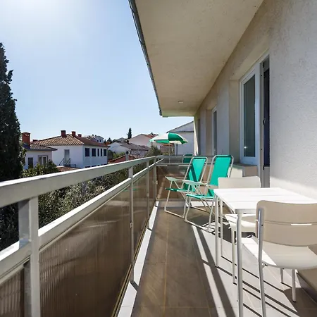 Apartment Modern New Krk - Kuca&more App No13 Krk Town