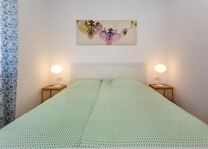 Lavender, Lighthouse, Sunrise - Kuca&more House No13 아파트 *